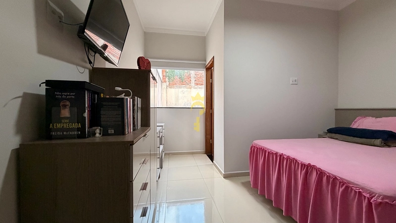 Casa com Energia Solar à Venda no Bairro Umuarama | 2 Quartos com Suíte, Móveis Planejados e Pé-Direito Duplo – Araçatuba: 19ª foto da galeria de imagens do imóvel