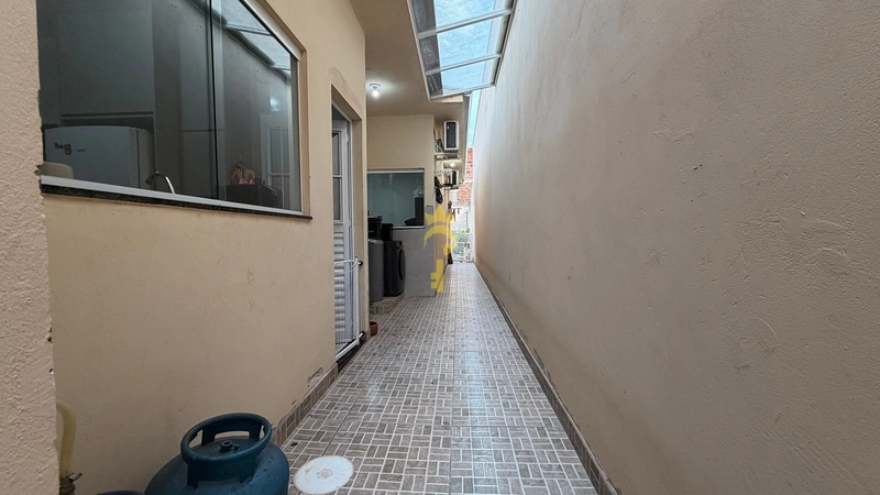 Casa com Energia Solar à Venda no Bairro Umuarama | 2 Quartos com Suíte, Móveis Planejados e Pé-Direito Duplo – Araçatuba: 24ª foto da galeria de imagens do imóvel