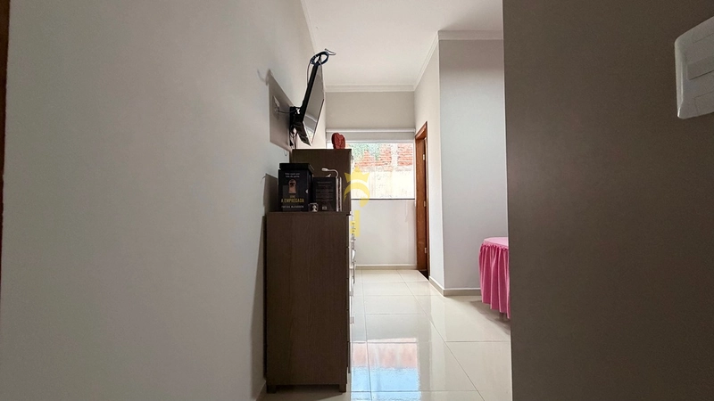 Casa com Energia Solar à Venda no Bairro Umuarama | 2 Quartos com Suíte, Móveis Planejados e Pé-Direito Duplo – Araçatuba: 18ª foto da galeria de imagens do imóvel