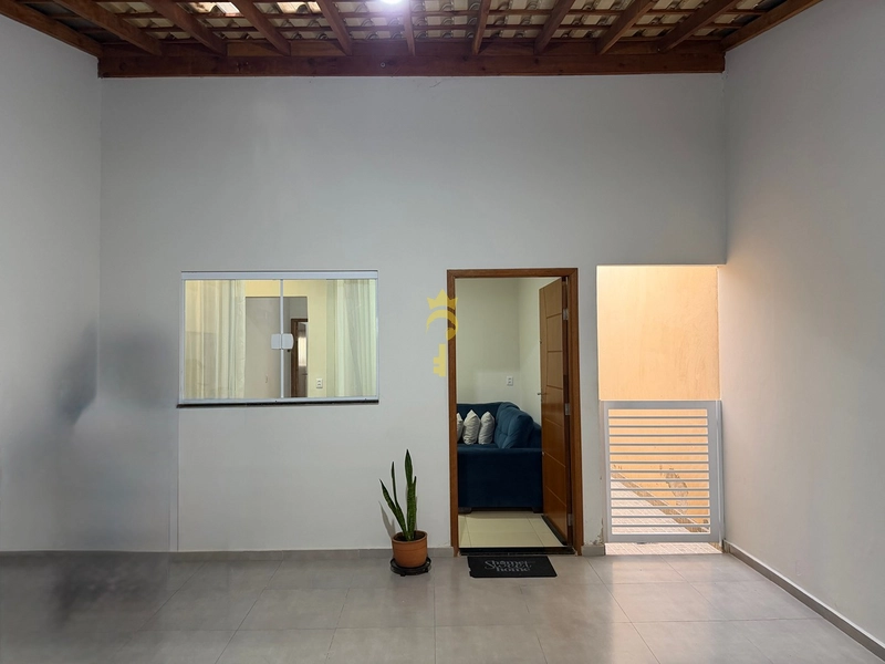 Casa com Energia Solar à Venda no Bairro Umuarama | 2 Quartos com Suíte, Móveis Planejados e Pé-Direito Duplo – Araçatuba: 2ª foto da galeria de imagens do imóvel