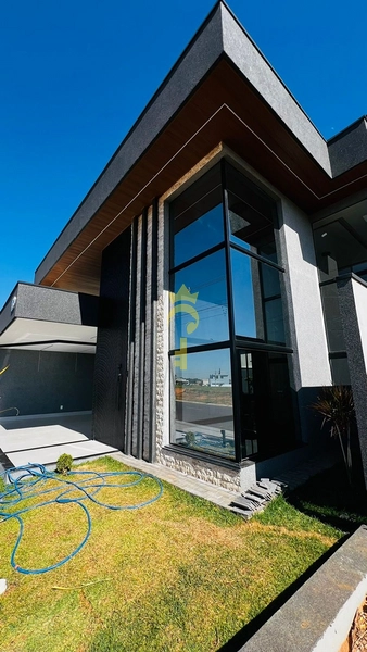 Casa com 3 suítes 1 master à venda, Res. Quinta do ipê: 3ª foto da galeria de imagens do imóvel