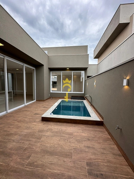 Casa nova com 3 dormitórios sendo 1 suíte, condomínio fechado : 5ª foto da galeria de imagens do imóvel