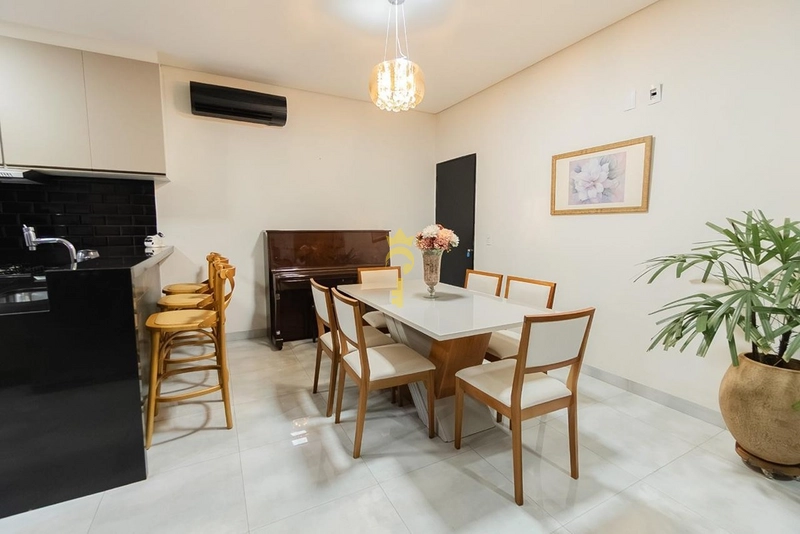 Casa à Venda no Condomínio Barcelona 1 | 3 Quartos com Suíte, Área Gourmet, Aquecimento Solar e Lazer  – Araçatuba: 4ª foto da galeria de imagens do imóvel