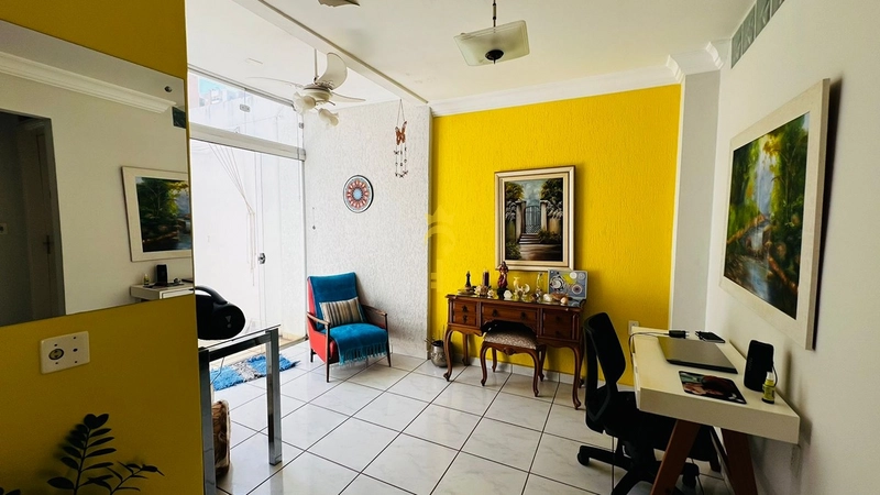 Casa de 3 dormitorios e 1 suite à venda, Bairro Icaray: 1ª foto da galeria de imagens do imóvel