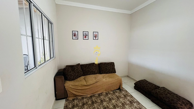 Casa com 2 dormitórios e 2 banheiros com garagem fechada e coberta : 7ª foto da galeria de imagens do imóvel