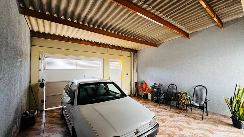 Casa com 2 dormitórios e 2 banheiros com garagem fechada e coberta : 17ª foto da galeria de imagens do imóvel