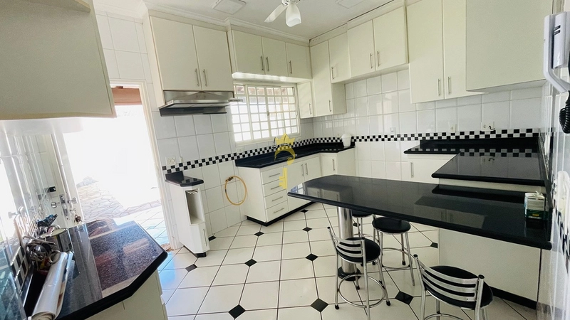 Casa para venda com 3 dormitórios - bairro de Araçatuba - SP : 3ª foto da galeria de imagens do imóvel