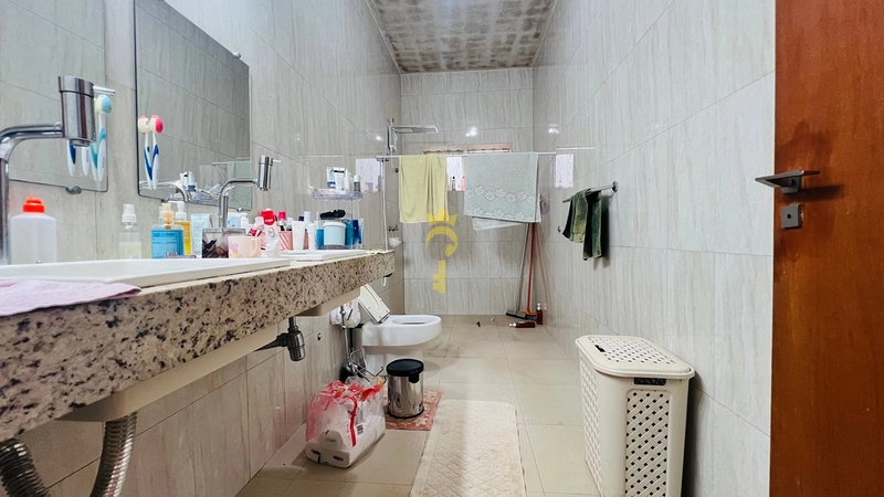 Casa à Venda no Bairro Bandeiras | 760 m² de Terreno, 4 Quartos, 3 Vagas e Potencial Comercial – Araçatuba: 11ª foto da galeria de imagens do imóvel