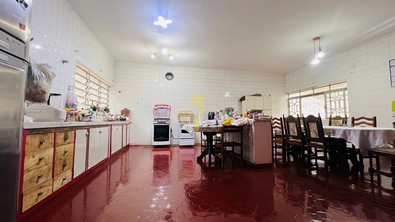 Casa à Venda no Bairro Bandeiras | 760 m² de Terreno, 4 Quartos, 3 Vagas e Potencial Comercial – Araçatuba: 17ª foto da galeria de imagens do imóvel