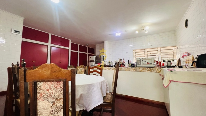 Casa à Venda no Bairro Bandeiras | 760 m² de Terreno, 4 Quartos, 3 Vagas e Potencial Comercial – Araçatuba: 15ª foto da galeria de imagens do imóvel