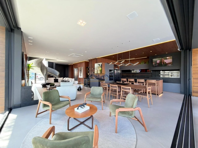 Mansão localizada no condomínio SENSE: 7ª foto da galeria de imagens do imóvel