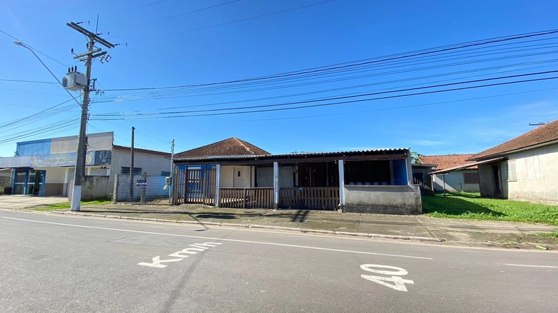 CASA CENTRO DE TERRA DE AREIA: 2ª foto da galeria de imagens do imóvel