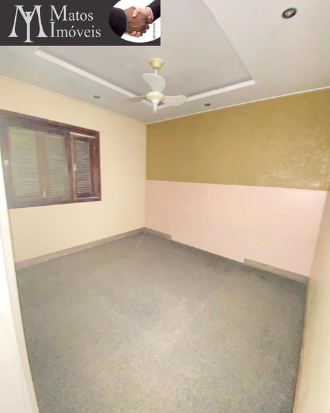 CASA À VENDA NO CENTRO DE TERRA DE AREIA: 1ª foto da galeria de imagens do imóvel