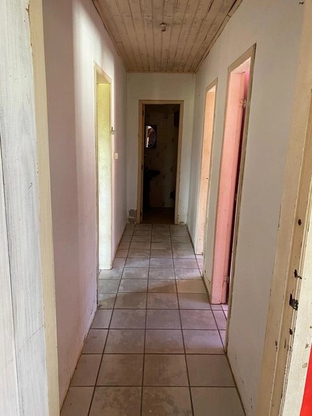 CASA NO CENTRO DE TERRA DE AREIA: 4ª foto da galeria de imagens do imóvel