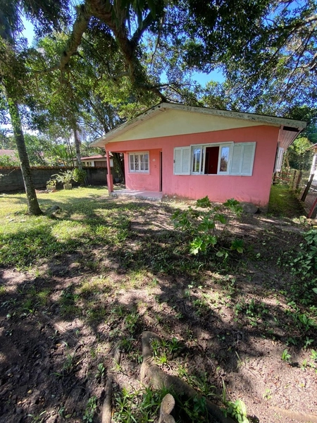 CASA NO CENTRO DE TERRA DE AREIA: 2ª foto da galeria de imagens do imóvel