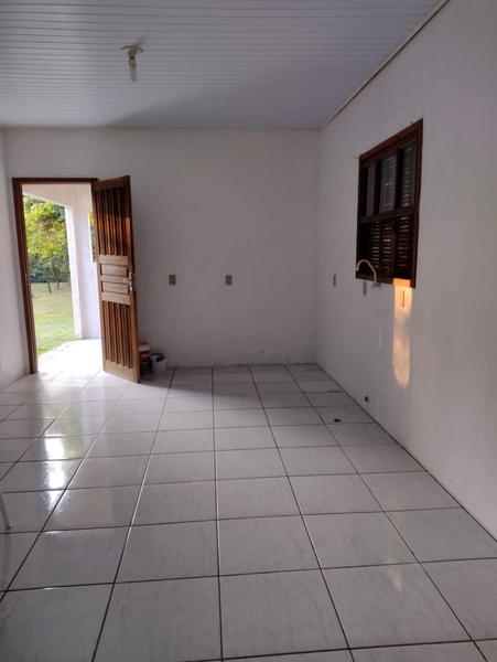 CASA EM TERRA DE AREIA: 5ª foto da galeria de imagens do imóvel