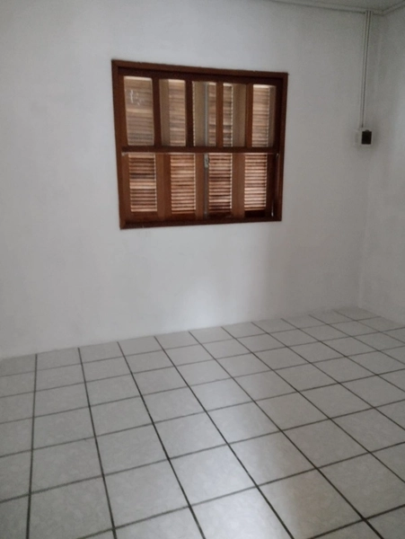 CASA EM TERRA DE AREIA: 8ª foto da galeria de imagens do imóvel