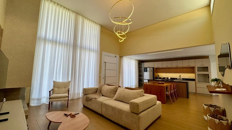 CASA DE ALTO PADRÃO NO CONDOMÍNIO TERRASUL: 3ª foto da galeria de imagens do imóvel