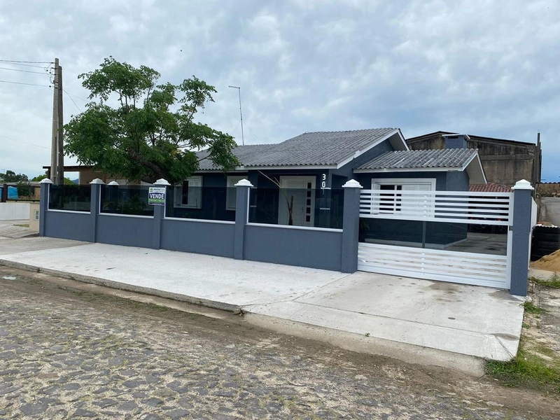 DUAS CASAS DE ALVENARIA EM CURUMIM: 1ª foto da galeria de imagens do imóvel