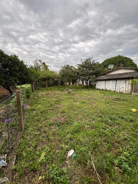 TERRENO  NO CENTRO: 4ª foto da galeria de imagens do imóvel