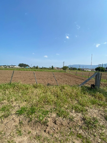 TERRENOS PARA FINANCIAMENTO OU PARCELAMENTO: 2ª foto da galeria de imagens do imóvel