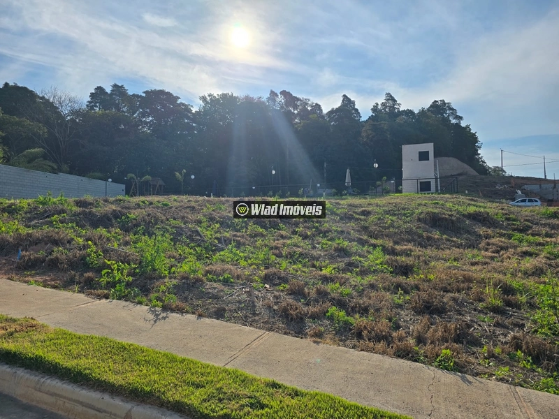 Terrenos a venda em San Lucca no Bairro Pinheirinho em Vinhedo: 2ª foto da galeria de imagens do imóvel