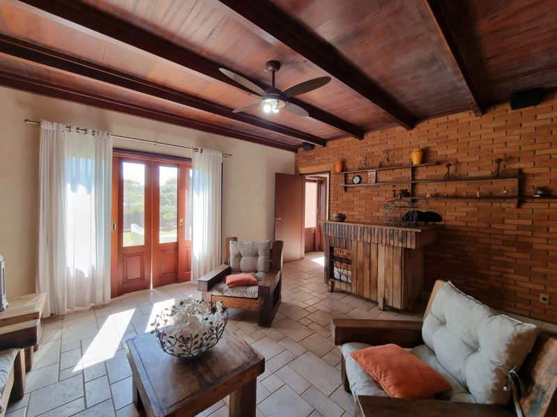 Casa alto padrão a venda Condomínio Marambaia em Vinhedo: 2ª foto da galeria de imagens do imóvel