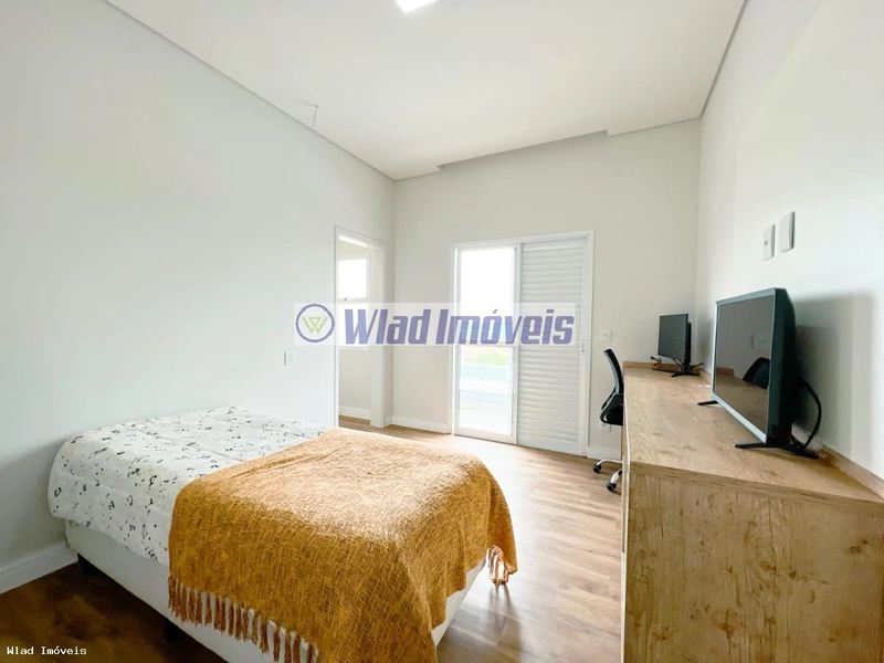 Casa moderna à venda com 04 quartos suítes Bairro Pinheirinho Vinhedo: 5ª foto da galeria de imagens do imóvel