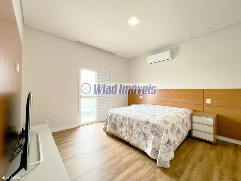 Casa moderna à venda com 04 quartos suítes Bairro Pinheirinho Vinhedo: 10ª foto da galeria de imagens do imóvel