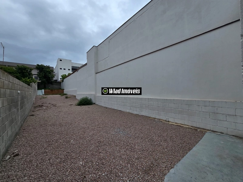 Terreno plano com loja à venda 261 m² Bairro Centro Vinhedo: 2ª foto da galeria de imagens do imóvel