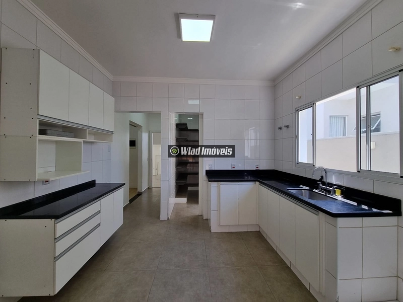 Casa com 3 dormitórios, 240 m² - para locação por R$ 8.500,00 mais taxas -Condomínio Terras de São Francisco - Vinhedo/SP.: 31ª foto da galeria de imagens do imóvel