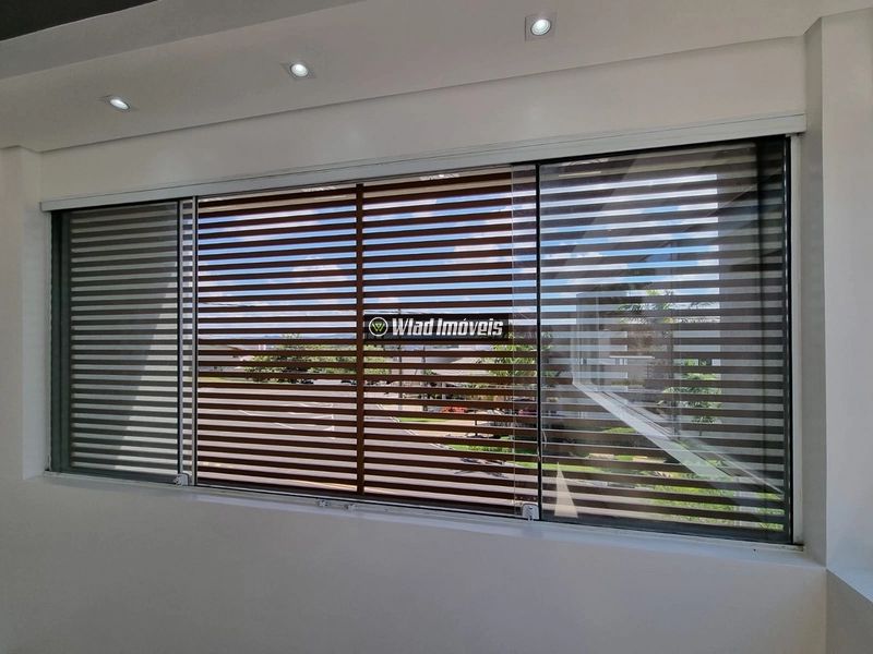 Casa com 3 dormitórios, 240 m² - para locação por R$ 8.500,00 mais taxas -Condomínio Terras de São Francisco - Vinhedo/SP.: 5ª foto da galeria de imagens do imóvel