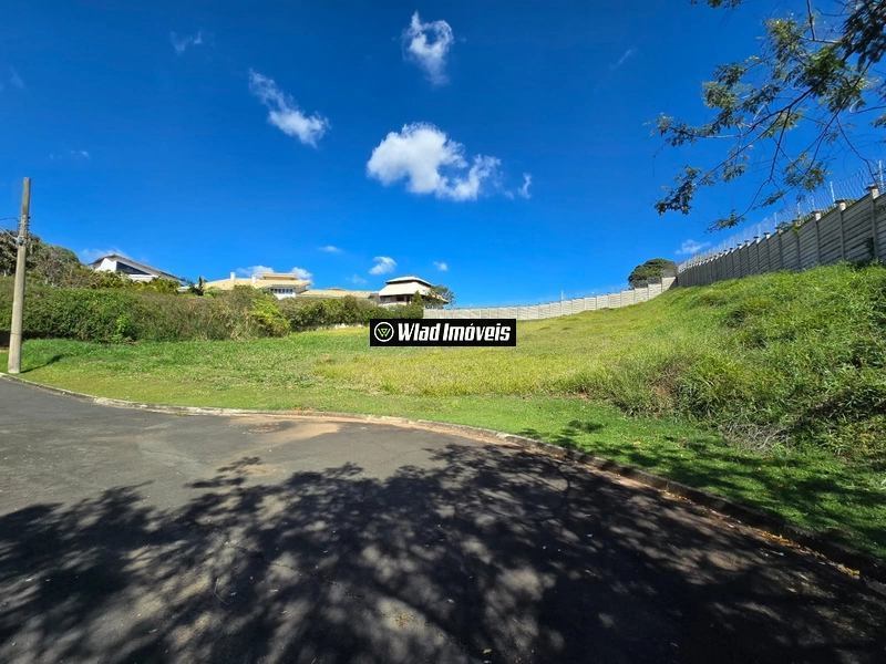 Terreno 1000 m² à venda no condomínio Bairro Bosque em Vinhedo: 3ª foto da galeria de imagens do imóvel