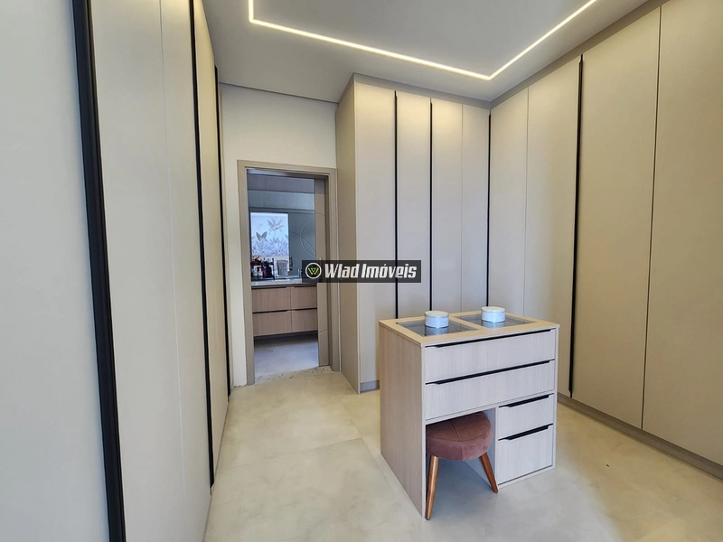 Excelente residência no Condomínio Bosque da Mata, em Valinhos, com 300 m² de terreno e 253 m² de área construída, projetada para oferecer conforto, praticidade e qualidade de vida.: 39ª foto da galeria de imagens do imóvel