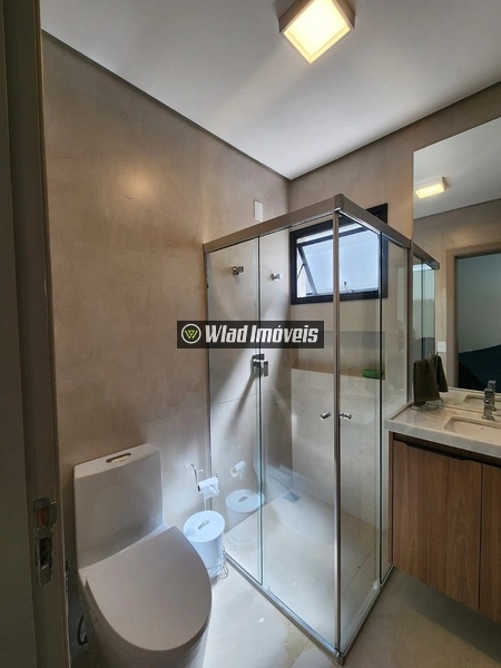 Excelente residência no Condomínio Bosque da Mata, em Valinhos, com 300 m² de terreno e 253 m² de área construída, projetada para oferecer conforto, praticidade e qualidade de vida.: 24ª foto da galeria de imagens do imóvel