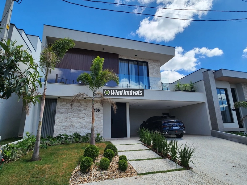 Excelente residência no Condomínio Bosque da Mata, em Valinhos, com 300 m² de terreno e 253 m² de área construída, projetada para oferecer conforto, praticidade e qualidade de vida.: 3ª foto da galeria de imagens do imóvel