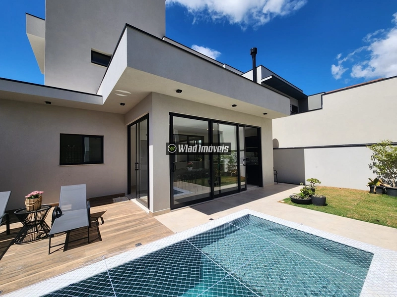 Excelente residência no Condomínio Bosque da Mata, em Valinhos, com 300 m² de terreno e 253 m² de área construída, projetada para oferecer conforto, praticidade e qualidade de vida.: 9ª foto da galeria de imagens do imóvel
