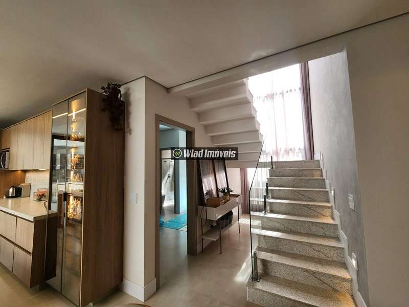 Excelente residência no Condomínio Bosque da Mata, em Valinhos, com 300 m² de terreno e 253 m² de área construída, projetada para oferecer conforto, praticidade e qualidade de vida.: 30ª foto da galeria de imagens do imóvel
