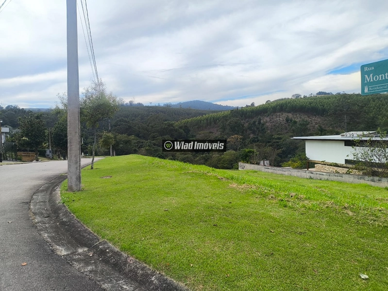 Terreno em condomínio com 1.100 metros quadrados a venda em Vinhedo Campo de Toscana: 2ª foto da galeria de imagens do imóvel