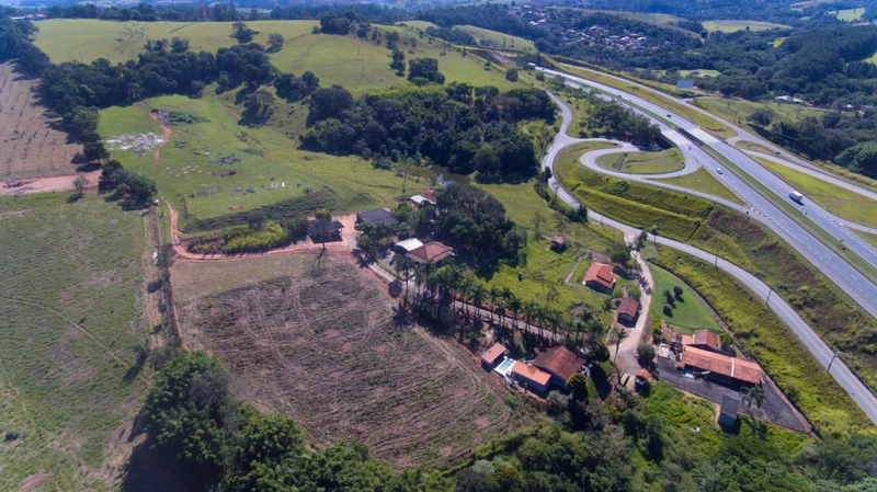 Venda Propriedade Rodovia Dom Pedro - Itatiba-SP. Sítio Espetacular à Venda com: 18ª foto da galeria de imagens do imóvel