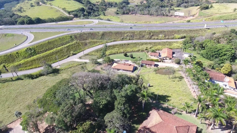 Venda Propriedade Rodovia Dom Pedro - Itatiba-SP. Sítio Espetacular à Venda com: 3ª foto da galeria de imagens do imóvel