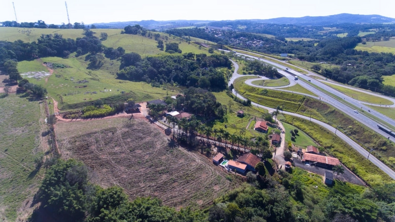 Venda Propriedade Rodovia Dom Pedro - Itatiba-SP. Sítio Espetacular à Venda com: 11ª foto da galeria de imagens do imóvel