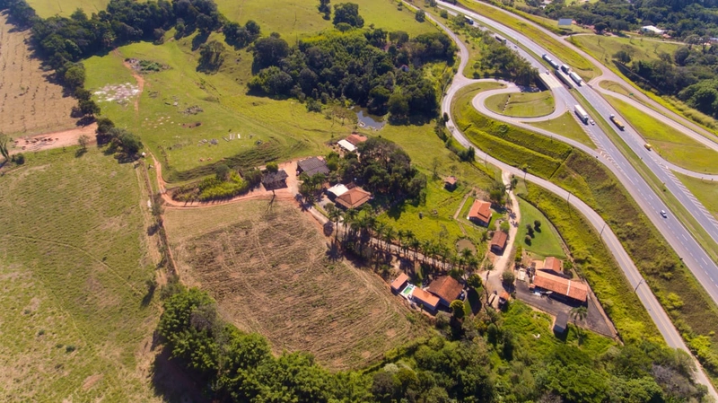 Venda Propriedade Rodovia Dom Pedro - Itatiba-SP. Sítio Espetacular à Venda com: 7ª foto da galeria de imagens do imóvel