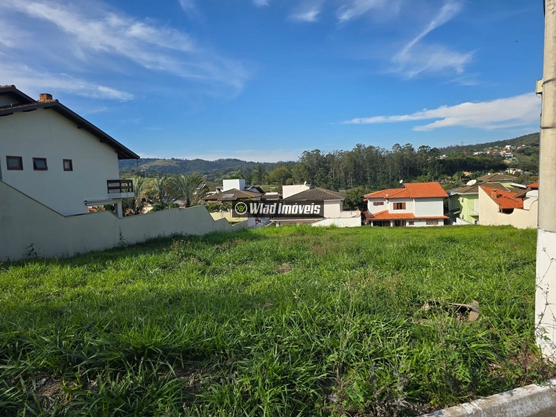 Terreno em condomínio com 719 m² a venda no Villagio Capriccio em Louveira: 1ª foto da galeria de imagens do imóvel