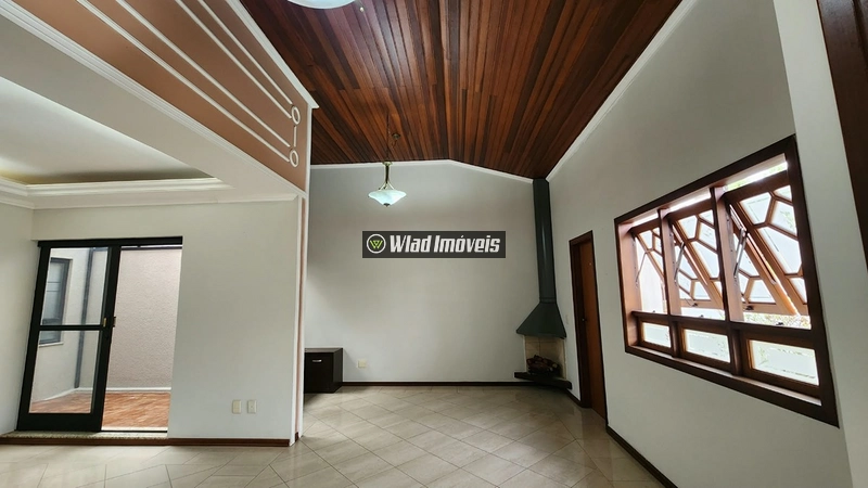 Casa térrea a venda 03 quartos 170 metros quadrados condomínio Grape Village Bairro Pinheirinho em Vinhedo: 2ª foto da galeria de imagens do imóvel