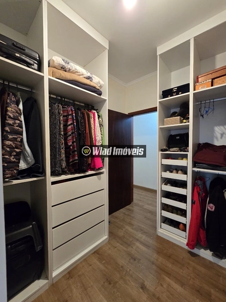 Casa térrea venda 298 m² 4 quartos piscina em Vinhedo SP: 22ª foto da galeria de imagens do imóvel