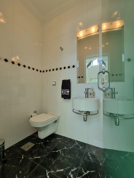 Linda casa em condomínio de alto padrão. Villagio de Verona em Vinhedo.: 31ª foto da galeria de imagens do imóvel