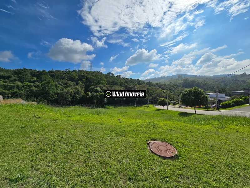 Terreno de esquina 900 m² Campo de Toscana em Vinhedo: 2ª foto da galeria de imagens do imóvel