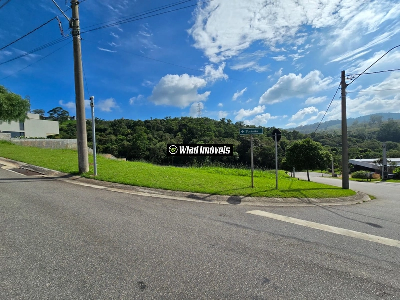 Terreno de esquina 900 m² Campo de Toscana em Vinhedo: 5ª foto da galeria de imagens do imóvel