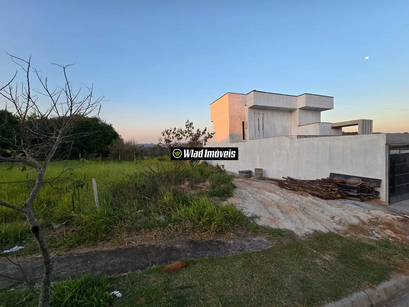Terreno plano a venda Bairro Pinheirinho em Vinhedo: 2ª foto da galeria de imagens do imóvel